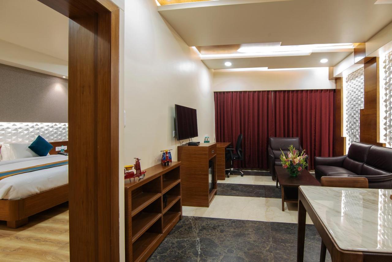 Zion - A Luxurious Hotel Bangalore Ngoại thất bức ảnh