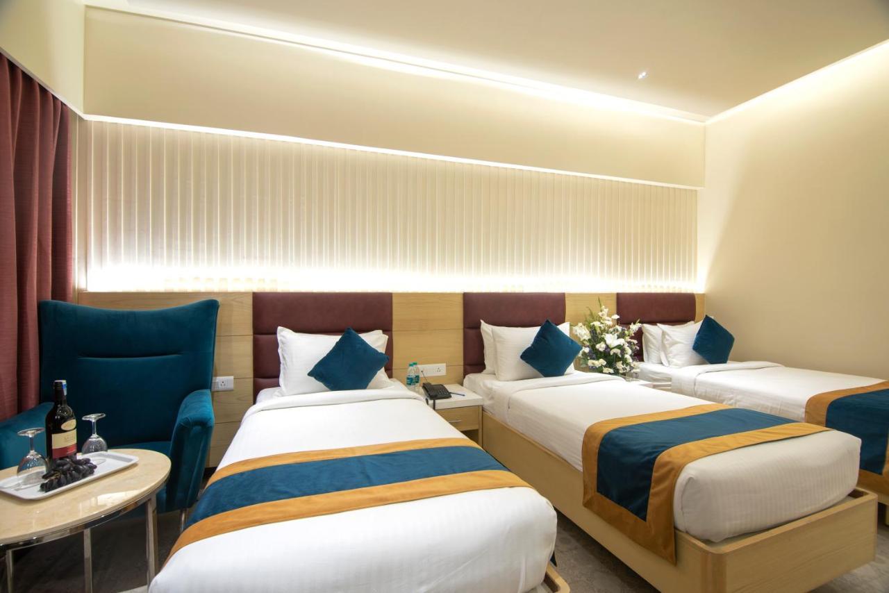 Zion - A Luxurious Hotel Bangalore Ngoại thất bức ảnh