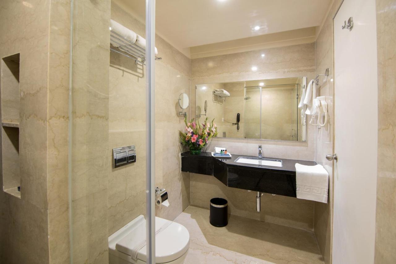 Zion - A Luxurious Hotel Bangalore Ngoại thất bức ảnh