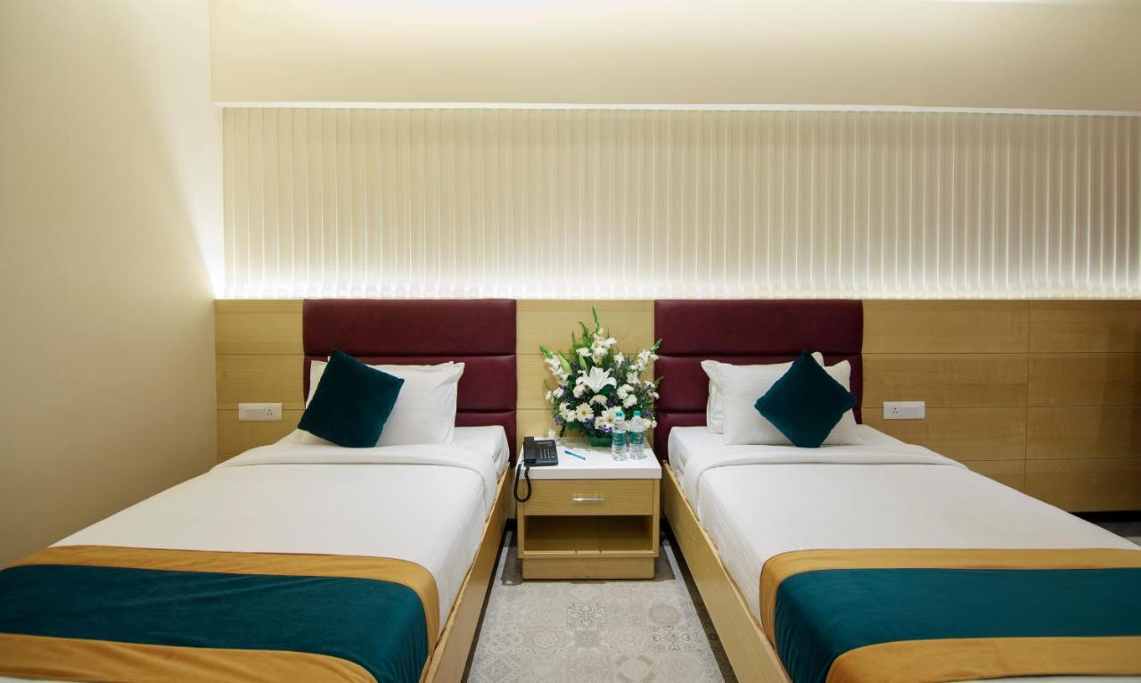 Zion - A Luxurious Hotel Bangalore Ngoại thất bức ảnh
