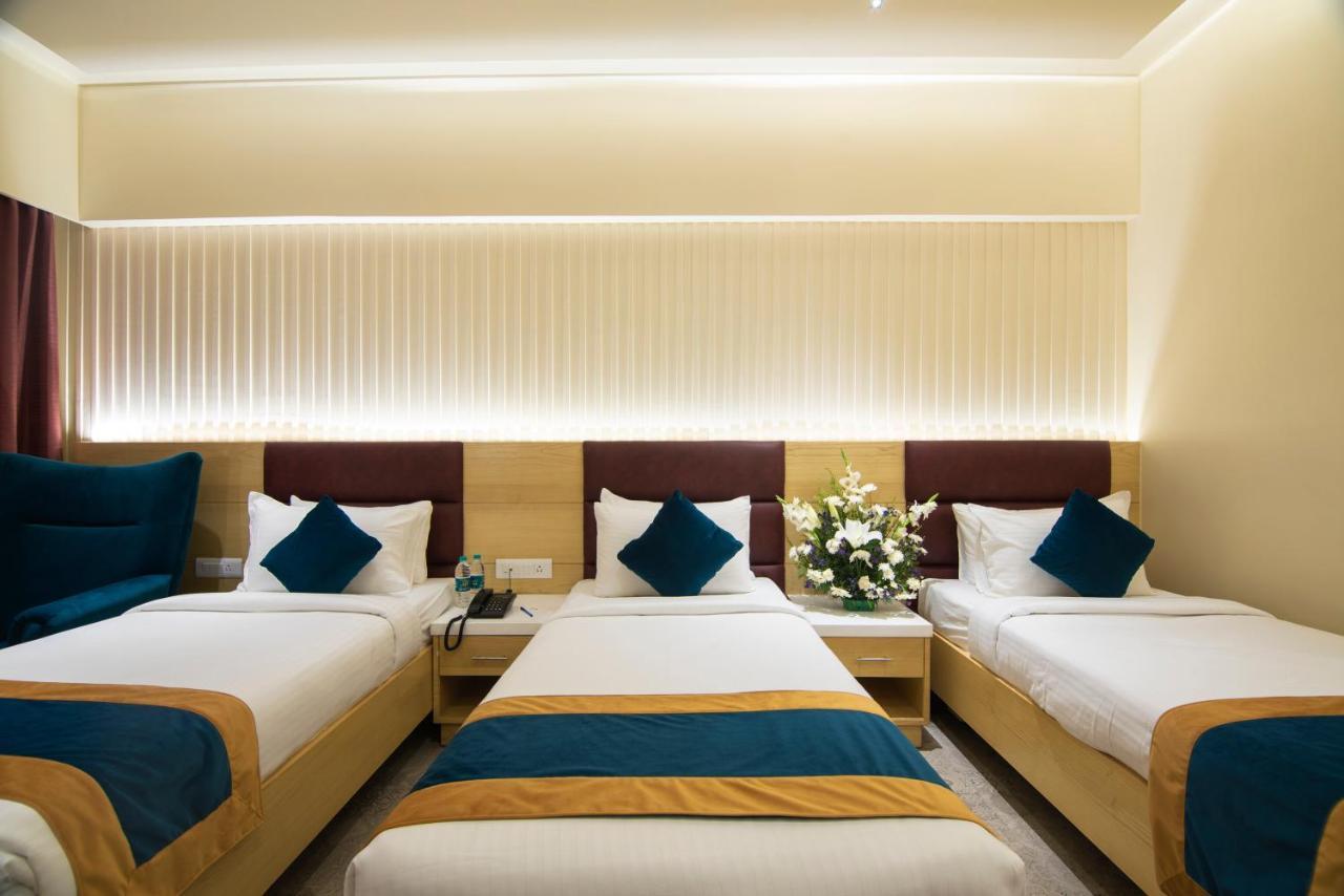 Zion - A Luxurious Hotel Bangalore Ngoại thất bức ảnh