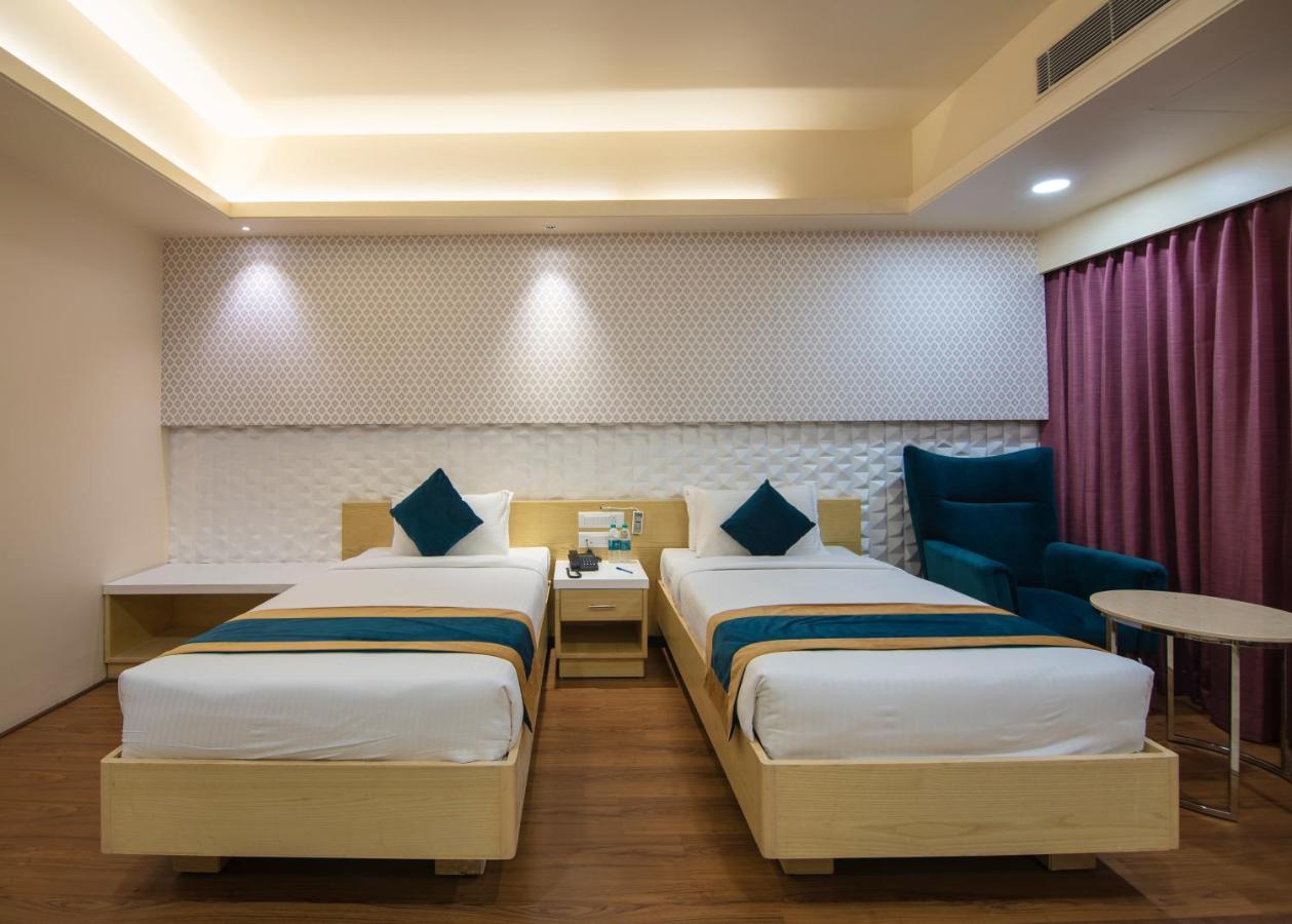 Zion - A Luxurious Hotel Bangalore Ngoại thất bức ảnh