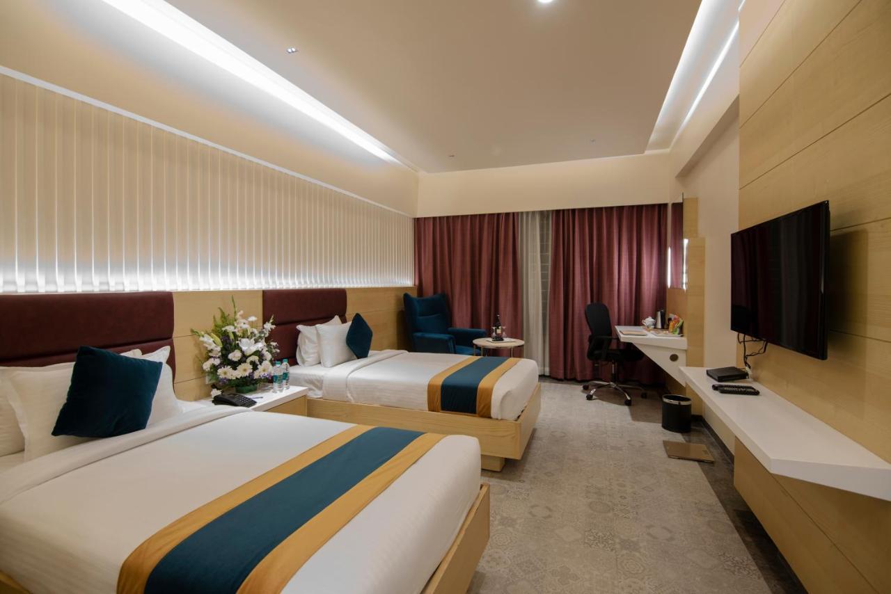 Zion - A Luxurious Hotel Bangalore Ngoại thất bức ảnh