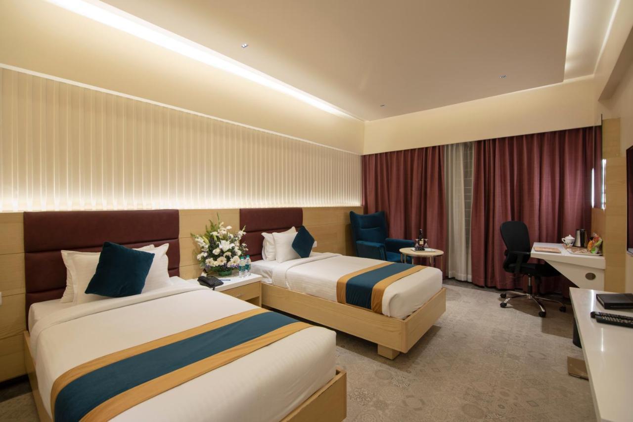 Zion - A Luxurious Hotel Bangalore Ngoại thất bức ảnh